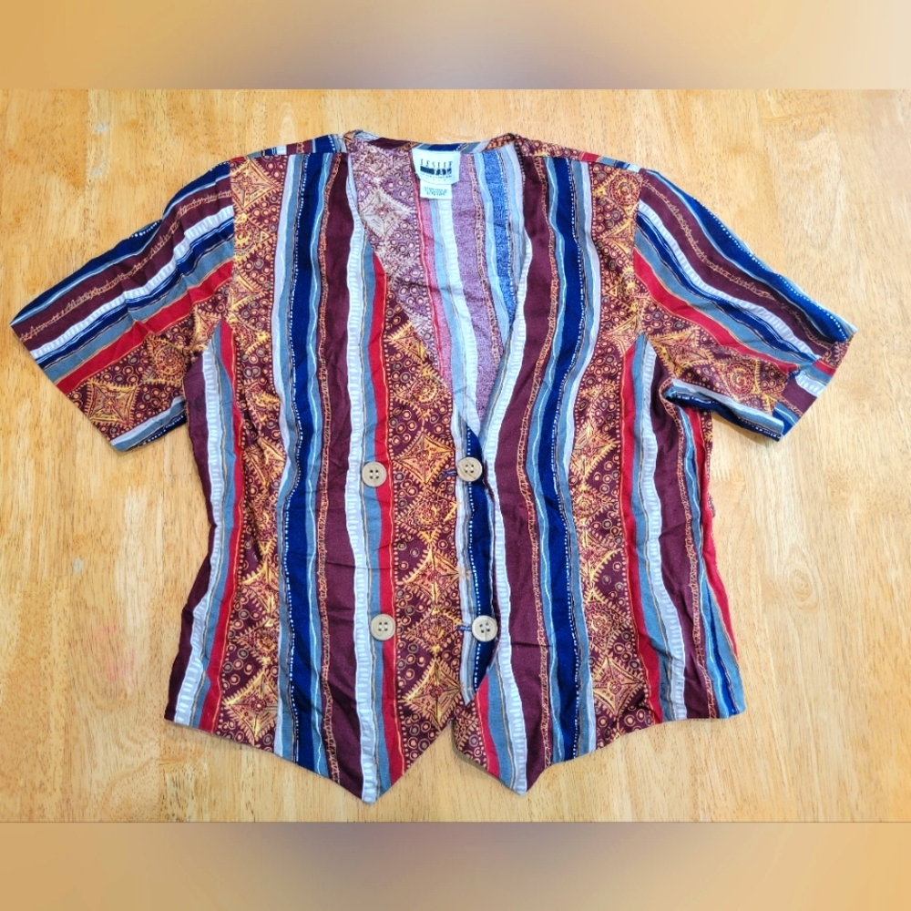 EUC VINTAGE Leslie Fay printed button top shirt blouse
